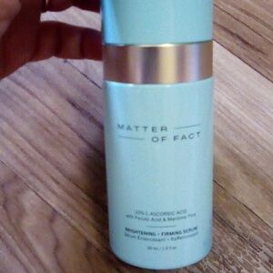 Lux skin care matter of fact brightings + Friming serum new fullsize